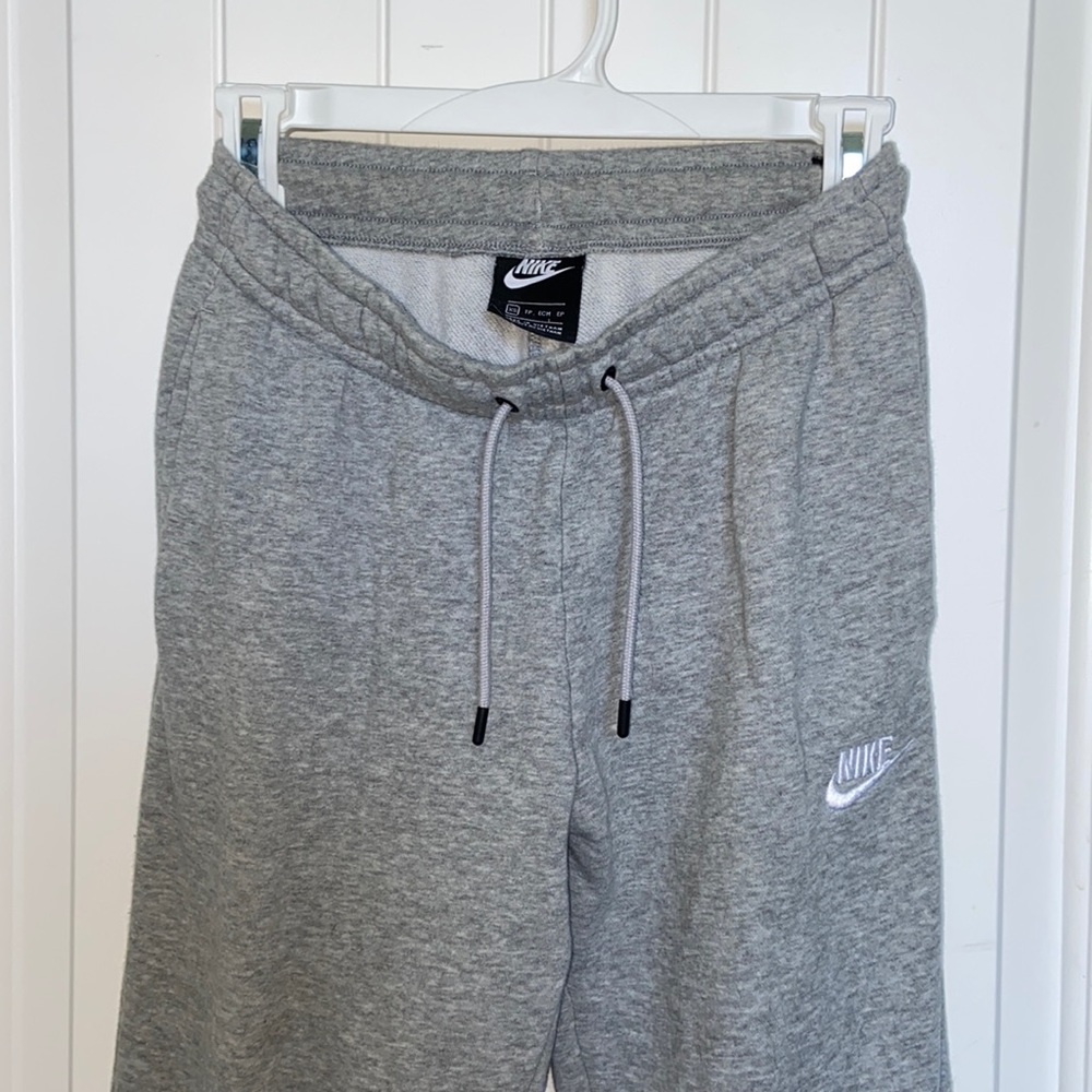 Nike Women’s Grey Fleece Joggers